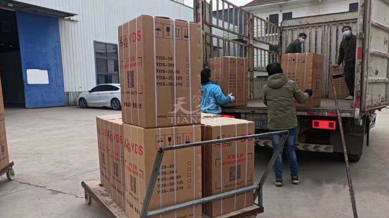 甘肅蘭州100個天馳液氮罐發(fā)貨2